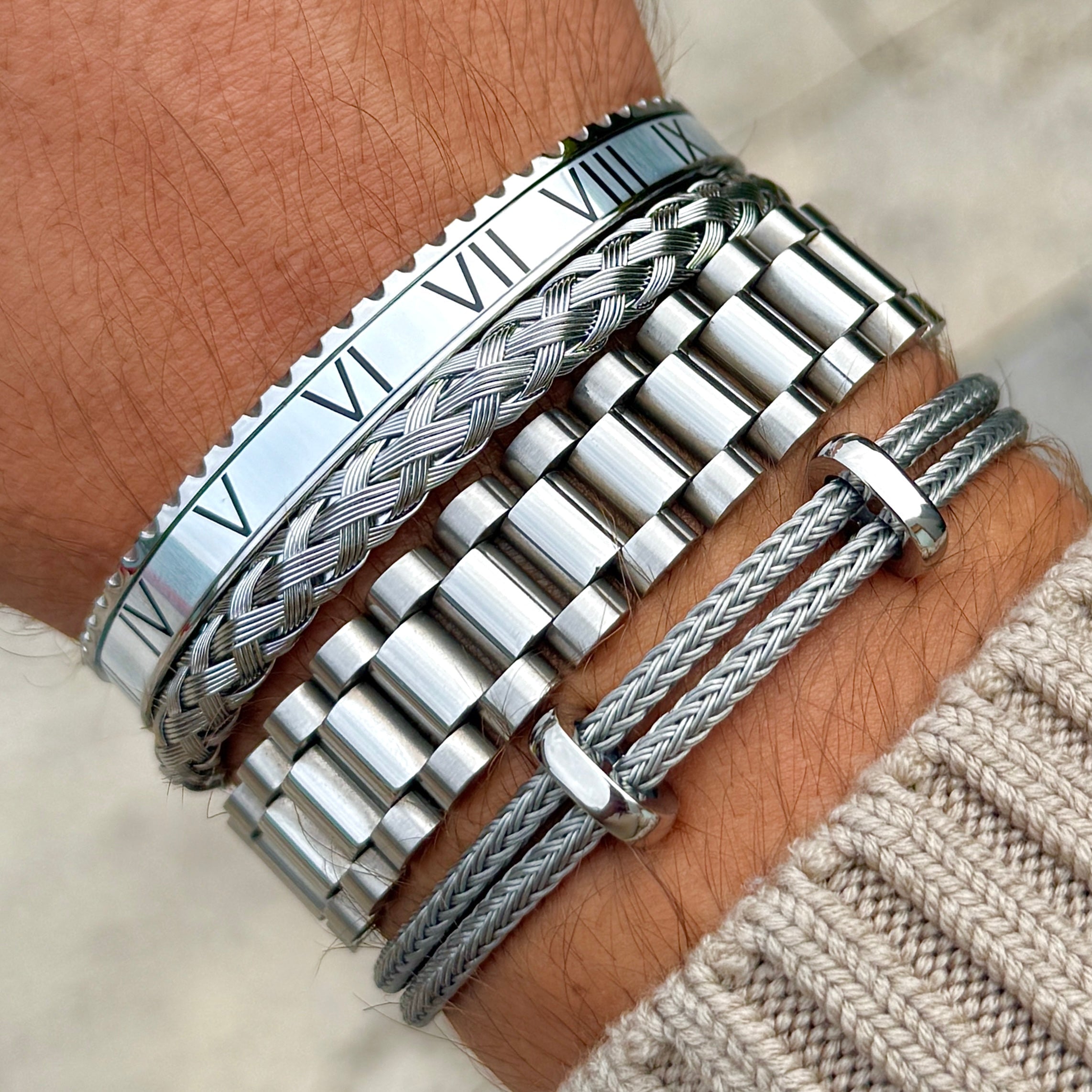 Bracelet en câble d'acier tressé